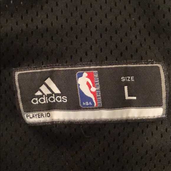 **RARE** Sixers Iverson Jersey ( number 3) - Picture 5 of 5